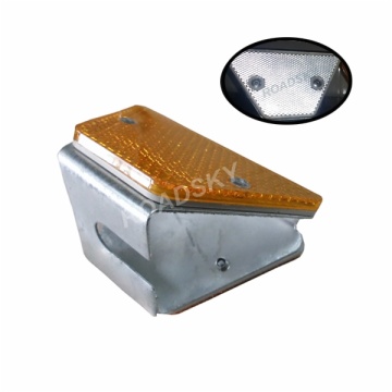 Durable Reflective Guardrail Delineator for Safety