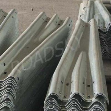 Thrie-Beam Galvanized Steel Road Crash Barrier