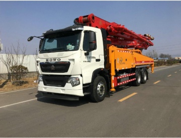 Concrete Dump truck